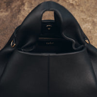 Numéro Neuf - Textured Black