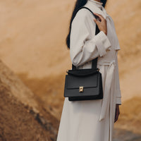 Numéro Sept - Textured Black