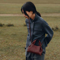 Numéro Neuf Mini - Textured Black Cherry