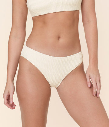 The Classic Bikini Bottom - Textured Weave - Gardenia