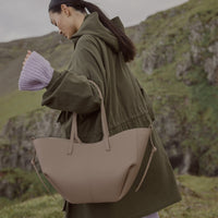 Cyme - Textured Taupe