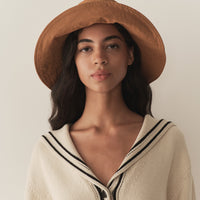 LARK HAT -- OAK