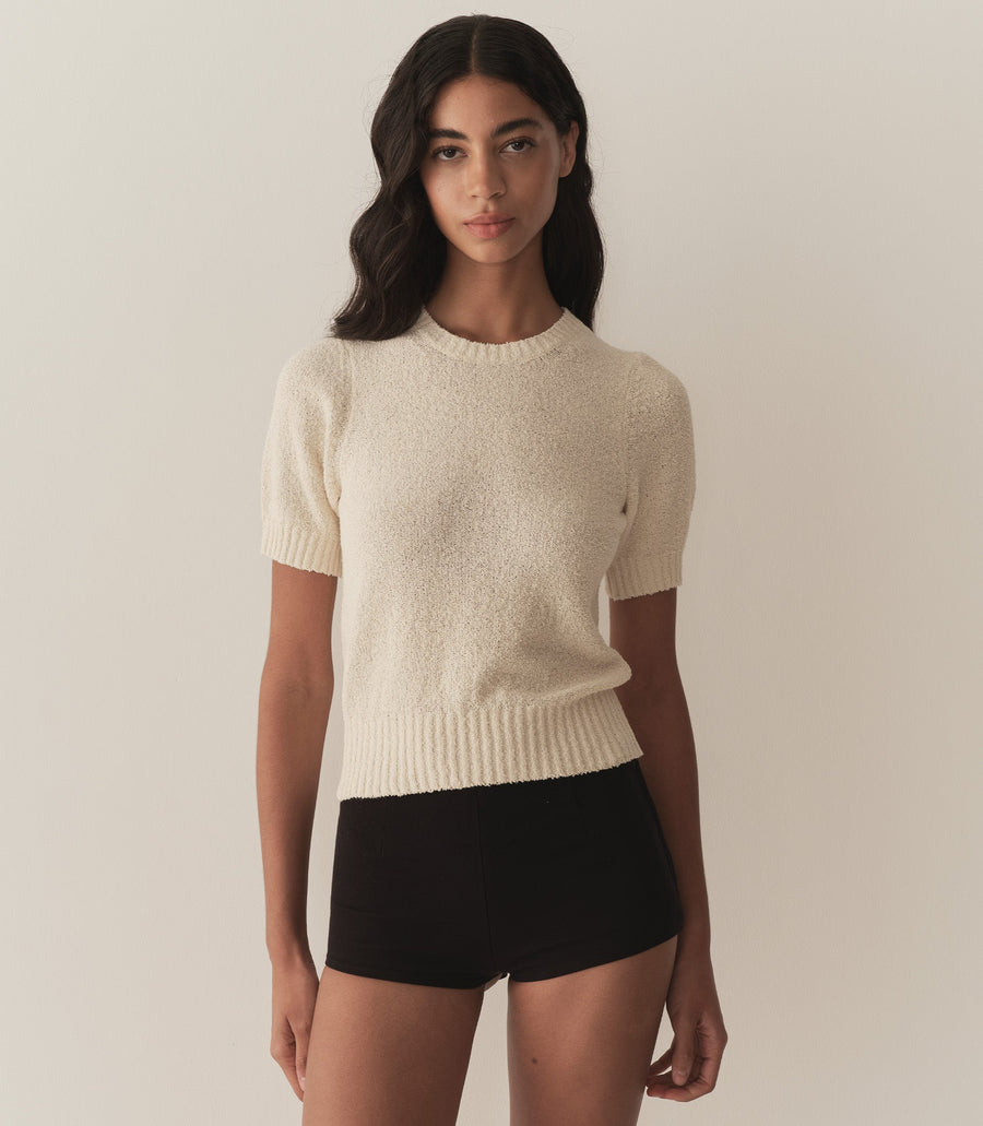 LULA SHORT -- BLACK